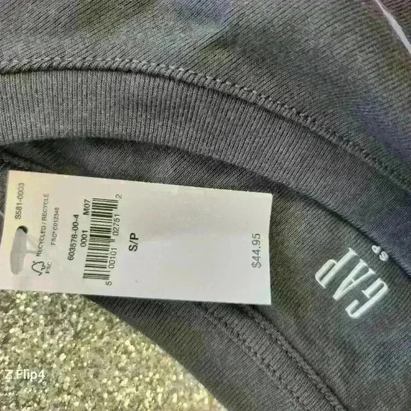 PROJECT GAP  Cropped Graphic T-Shirt - Picture 3 of 4